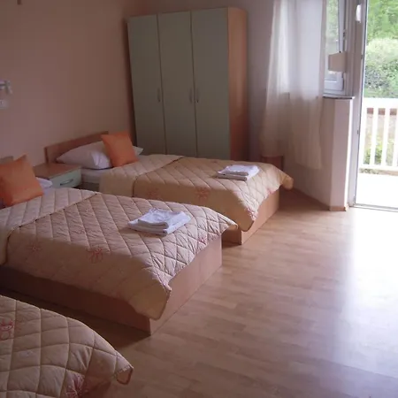 Guest house Regina Mundi