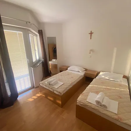 게스트하우스 Regina Mundi