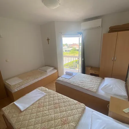 Vendégház Regina Mundi Međugorje